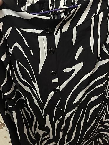 Qadın yubkasi – zebra naxışlı - Rəng: qara-ağ, zebra printi - Dizayn