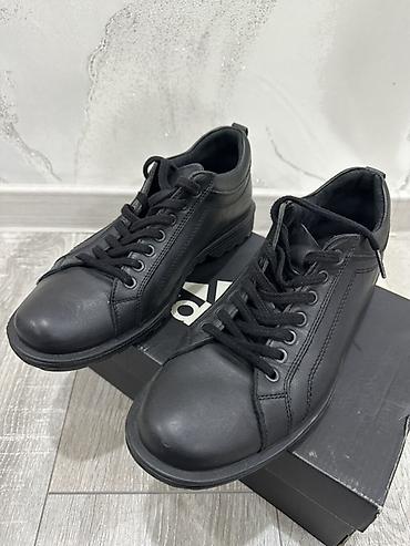 nike skepta: Мужская обувь, черная, два варианта модели: 1) Кеды/повседневные — 3