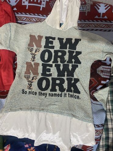 Digər qadın geyimləri: 100 yaxındı hamısın götürene 1 manatdan tek-tek 1.50 — 4