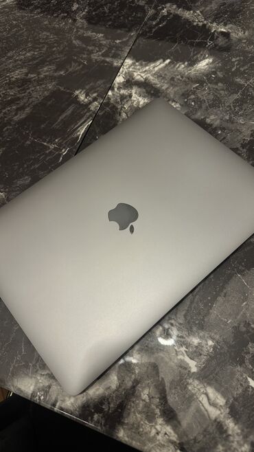 Apple MacBook: İşlənmiş Apple MacBook, 11.6 ", Apple M1 Pro, 1 TB, Ünvandan götürmə