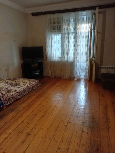 Köhnə tikili: Bakı, 3 otaqlı, Köhnə tikili, 80 kv. m -da lalafo.az — 1 Köhnə tikili: Bakı, 3 otaqlı, Köhnə tikili, 80 kv. m — 1