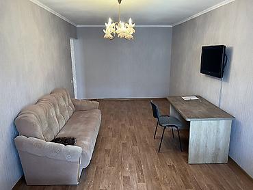 56: 1 комната, 32 м², 6 мкр 104 серия, 2 этаж — 4