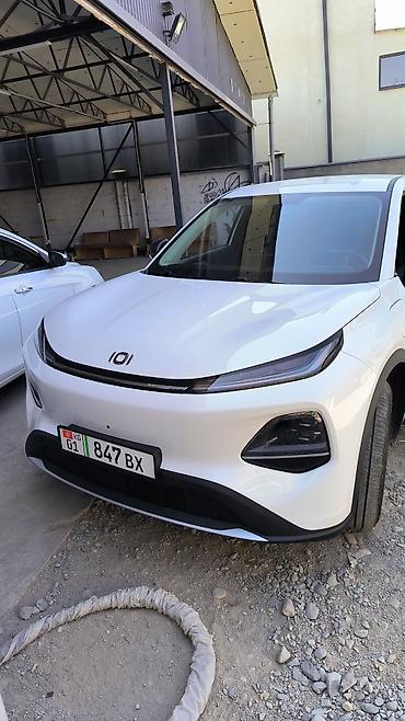звездное небо авто: Changan Qiyuan Q05: 2026 г., Электромобиль, Кроссовер — 1