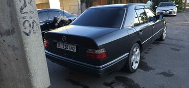 мерс 124 баткен: Mercedes-Benz E 320: 1995 г., 3.2 л, Автомат, Газ, Седан