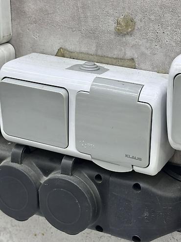 klaus: Розеточный блок для открытой установки KLAUS, степень защиты IP54. - — 1