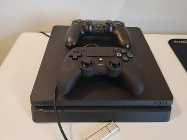 gta: Sony PS4 čipovan 1Tb slim Konzola Sony Playstation 4 slim od 1TB