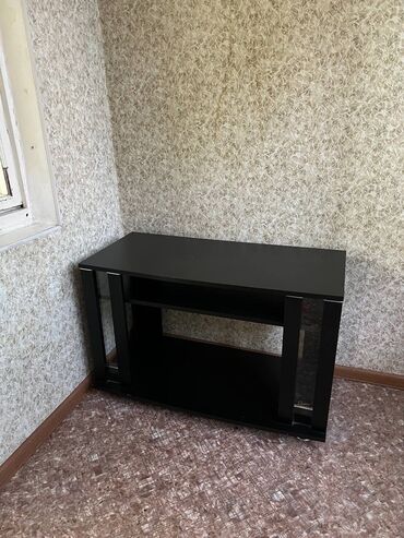 кухонный шкаф для посуды напольный: Зал үчүн үстөл, Колдонулган, Бүктөө эмес, Тик бурчтуу