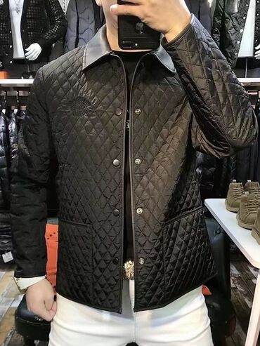 одеколон versace цена: Куртка XL (EU 42), 2XL (EU 44), 3XL (EU 46), цвет - Черный