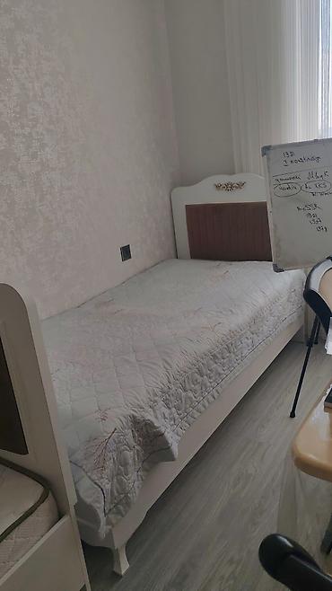 qasiq desti: Yeniyetmə və ya uşaq otağı üçün uyğun mebel dəsti təqdim olunur. Dəstə — 2