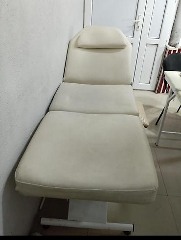 Kuşetka, nefeslik yeri de var, 110 Azn Sumqayitda satilir. (Baha