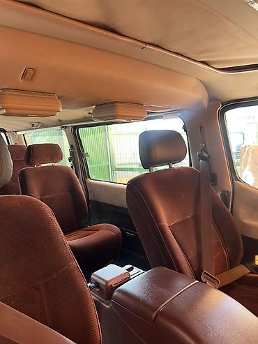 sequoia 2010: Toyota Hiace: 1993 г., 2.8 л, Автомат, Минивэн — 2