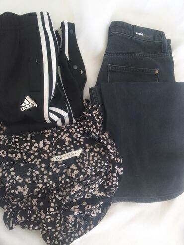 джинсы рванка: Джинсы, Adidas, Средняя талия, S (EU 36)