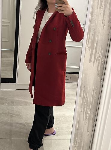 rus qizili eyari: Palto, Zara, XS, rəng - Qırmızı — 1