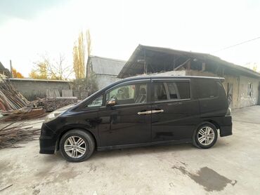 жаз 2008: Honda Stepwgn: 2008 г., 2 л, Автомат, Бензин, Вэн/Минивэн