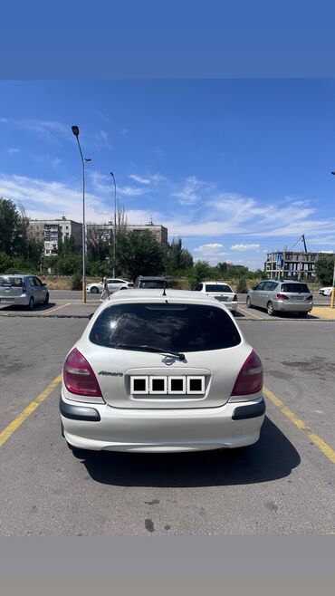 mercedesbenz автомобиль: Nissan Almera: 2001 г., 1.6 л, Механика, Бензин, Хэтчбэк