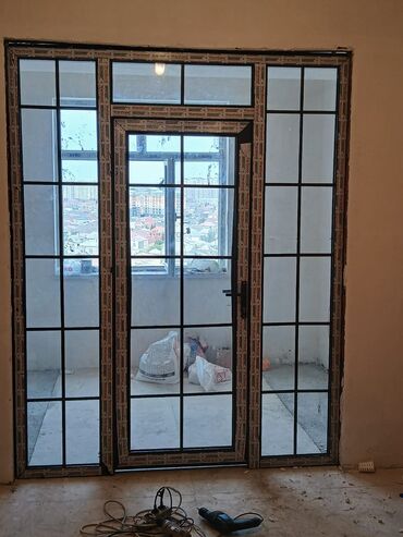 Pəncərələrin quraşdırılması, montajı: Plastik yumru pəncərələr. Ağ. Boz. Kariçnivi. Tund — 28