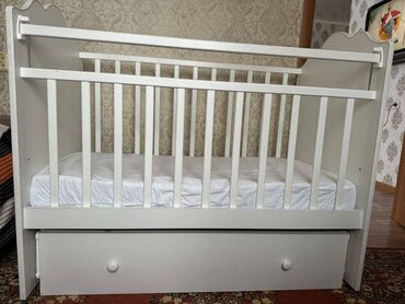 кроватка с маятником: Односпальная кровать, Для мальчика, Новый