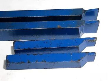 Ostali uređaji: Strugarski nozevi za odsecanje 20x12mm 20x12mm - 600din po komadu (2 — 12