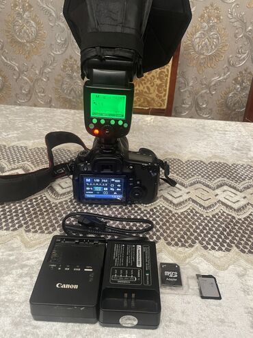 flas: Canon 60D 18-135mm linza ilə Flash V860ll flaşi adaptornan zaryatkaya