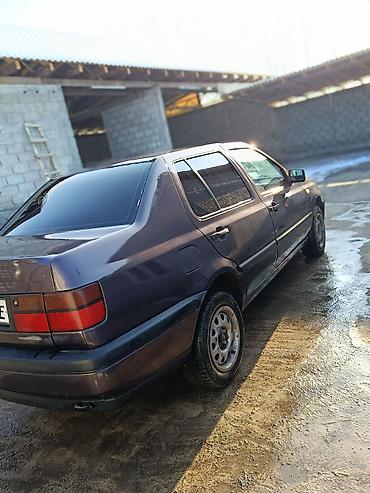 Volkswagen: Volkswagen Vento: 1993 г., 1.8 л, Механика, Бензин, Седан — 7