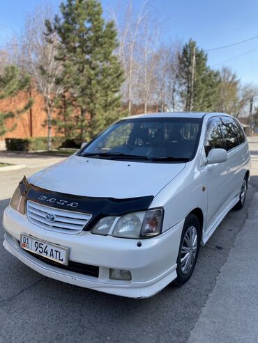 Toyota: Toyota Gaia: 2000 г., 2 л, Автомат, Бензин, Вэн/Минивэн