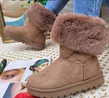 95 nike cena: 2.400 din
36-41❤️ — 1