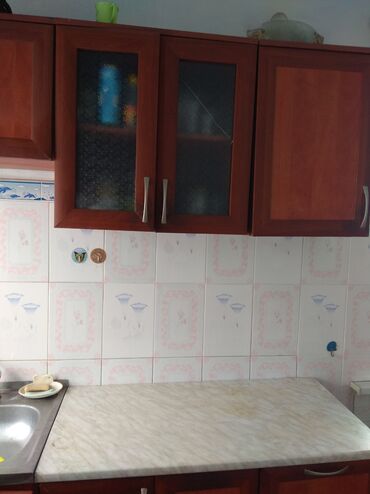 мебель для магазина одежды: Кухонный гарнитур, Б/у, МДФ, Самовывоз