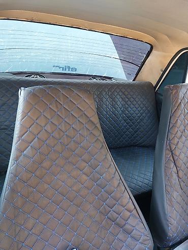 VAZ (LADA): VAZ 2107 sedan – klassik ağ rəngdə, 4 qapılı, arxaötürücülü. Texniki — 16