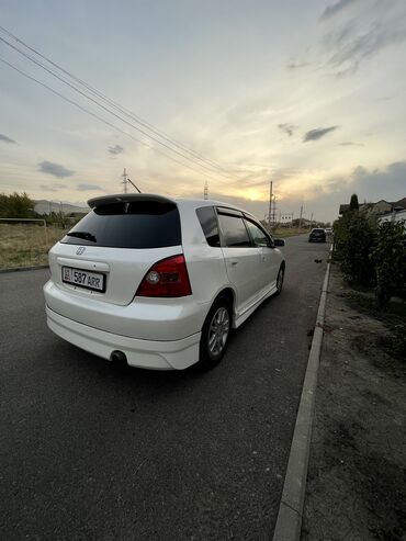 жетта 2001: Honda Civic: 2001 г., 1.7 л, Вариатор, Бензин, Хетчбек