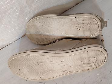 patike starke: Zenske patike Lasocki broj 39-500 dinara Veoma dobro stanje Broj 39 — 6