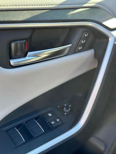 Toyota: Toyota RAV4: 2019 г., 2.5 л, Вариатор, Гибрид, Кроссовер — 10