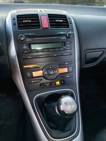 Toyota: Toyota Auris: 1.3 l. | 2011 έ. Κουπέ — 11