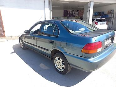 srs: Honda Civic: 1997 г., 1.6 л, Автомат, Бензин, Седан — 5