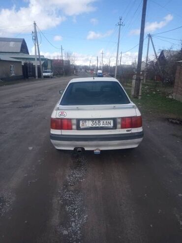 ауди газ: Audi 80: 1989 г., 2 л, Механика, Бензин