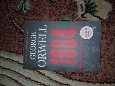 Kitablar, jurnallar, CD, DVD: George Orwell 1984 Romanı 3 Cu Baskı Azerbaycancadır