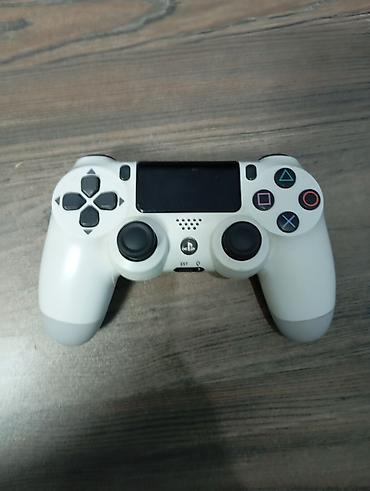ps4 usb kabel original: A klass pultar. Birisinin qiyməti 15 manat. Hamısını alana endirim — 2