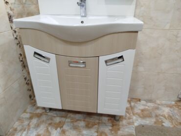 Hamam üçün aksessuarlar: Hamam üçün lavabo və şkaf dəsti spot və razetkası da var
80 sm -da lalafo.az — 7 Hamam üçün aksessuarlar: Hamam üçün lavabo və şkaf dəsti spot və razetkası da var
80 sm — 7