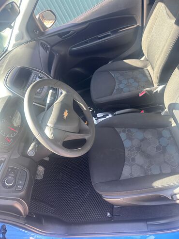 Chevrolet: Chevrolet Spark: 2018 г., 1 л, Вариатор, Бензин, Седан — 23