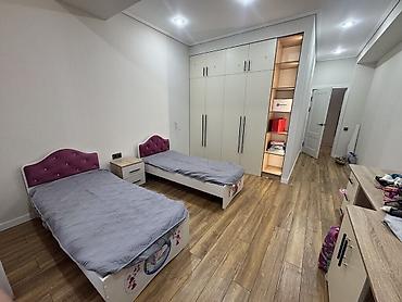 asman residence: 4 комнаты, Асанбай мкр Агентство недвижимости, Можно с животными, от 6 месяцев, С мебелью полностью — 5