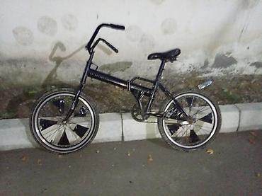 bmx 20: Şəhər və həyət sürüşləri üçün modifikasiya olunmuş BMX tərzli — 1
