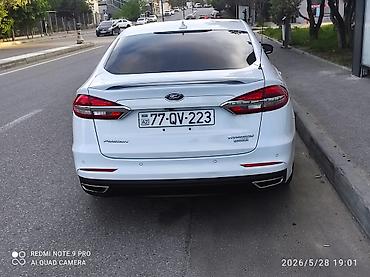 Ford: Maşın ideal vəziyyətdədir. Titanium komplektasiya, full salon — 4