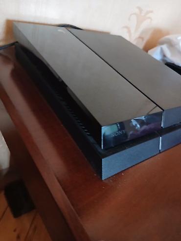 sony 2500: Sony PlayStation 4 (PS4) oyun konsolu - Model: PS4 “Fat” (orijinal — 1
