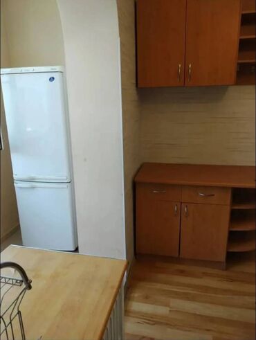 2 комнатная квартира в джале: 1 комната, 36 м², 106 серия, 1 этаж, Косметический ремонт