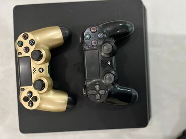 PS4 (Sony PlayStation 4): Пс 4 слим 512 Гб памяти не прошитая гарантийные пломбы на месте в