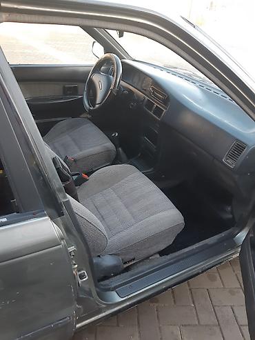 Toyota: Toyota Corolla: 1990 г., Механика, Универсал — 5