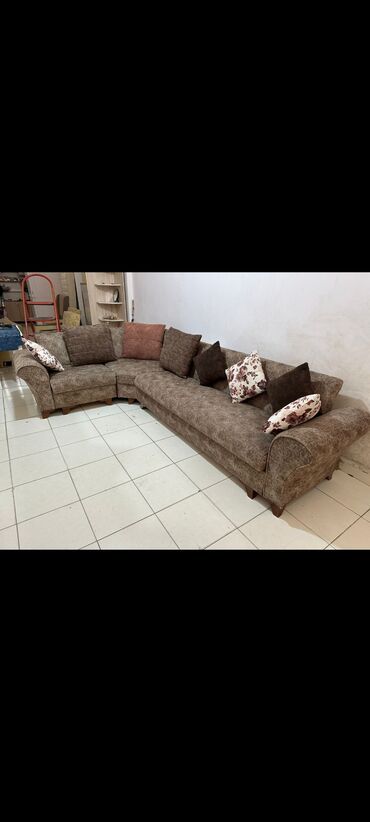 Künc divan, İşlənmiş, Açılan, Bazalı, Çatdırılma yoxdur