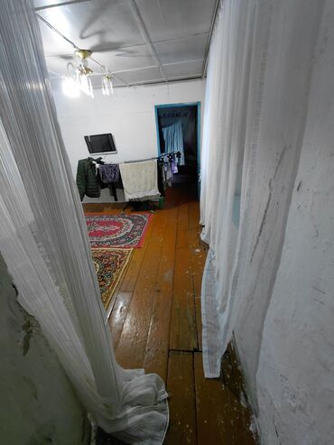 очень срочно дом: Центральный мечиттен жер уйдон 2 комната жаш уй булоого берилет