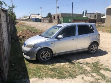 фара жаз: Mazda Demio: 2002 г., 1.5 л, Автомат, Бензин