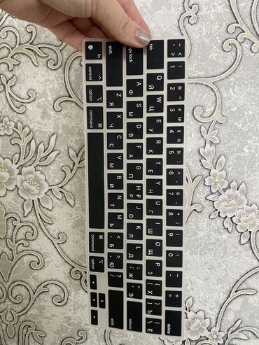 наклейки для клавиатуры ноутбука с русскими буквами: Накладка на клавиатуру Макбука