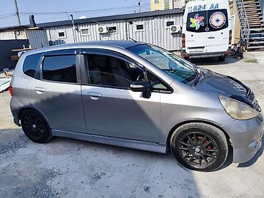 продаю люк: Honda Fit: 2002 г., 1.5 л, Вариатор, Бензин, Хэтчбэк — 9